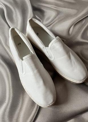 Білі нові кеди,експандрілі  на підошві р 42