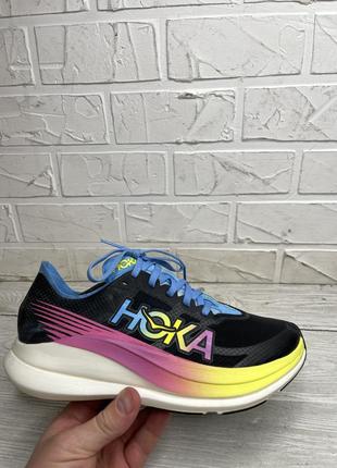 Крутые беговые кроссовки hoka rocket x 2 black