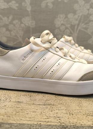 Кроссовки adidas