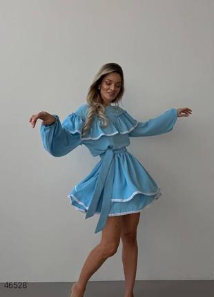 Красивое платье с баской
