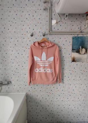 Худи adidas.