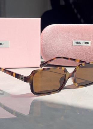 Окуляри miumiu в наявності