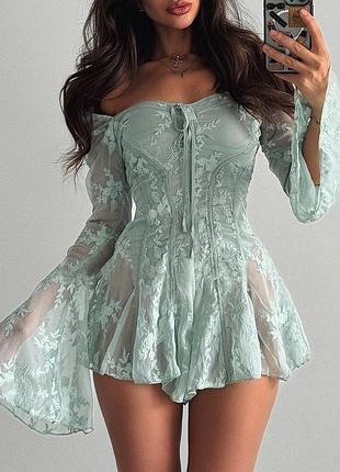 Розпродаж ромпер prettylittlething комбез з розкльошеними рукавами