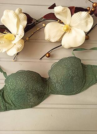 Красивый кружевной бюстгальтер балконетт 85в