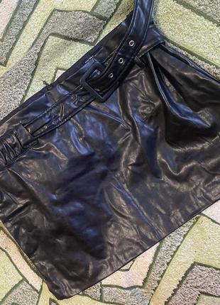 Спідниця шкіряна бренду zara l розмір