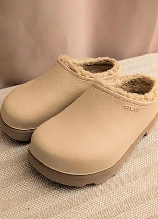 Крокс ділан лайнед клог пшеничний crocs dylan lined clog wheat