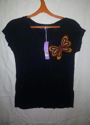 Гарна котонова чорна футболка