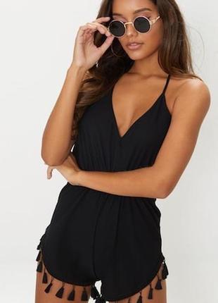Ромпер комбинезон с помпонами кисточками prettylittlething