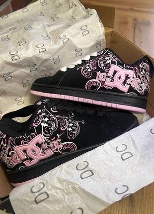 Dc court graffik x black sabbath pink2 фото