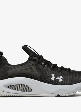 Оригінальні кросівки under armour