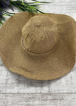 Капелюх жіночий