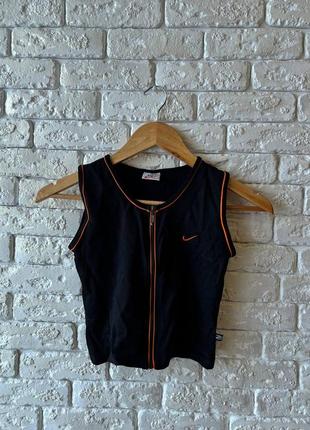 Спортивный топ nike