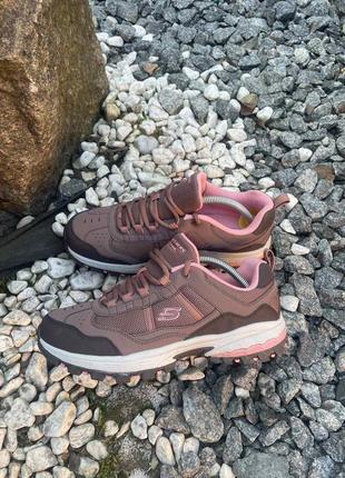 Треккинговые женские кроссовки skechers 38-25см!