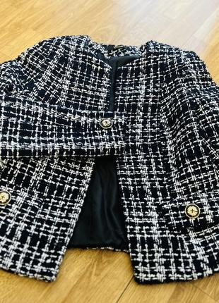 Твірдовий жакет