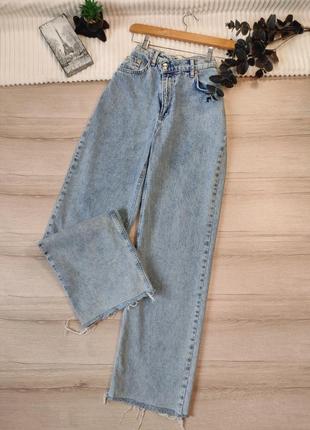 Джинсы с асимметричным поясом stradivarius p m