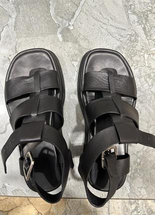 Сандалі 38 шкіра estro