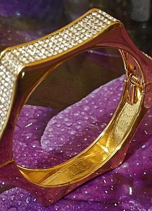 Браслет инкрустированный кристаллами