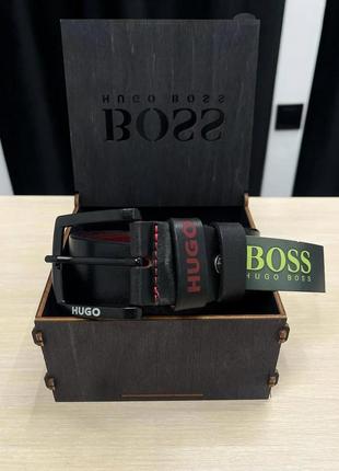 Стильный кожаный ремень boss