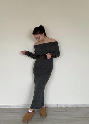 В’язана сукня