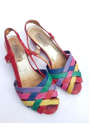 Оригінальні шикарні шкіряні барвисті кольорові босоніжки натуральна шкіра bally