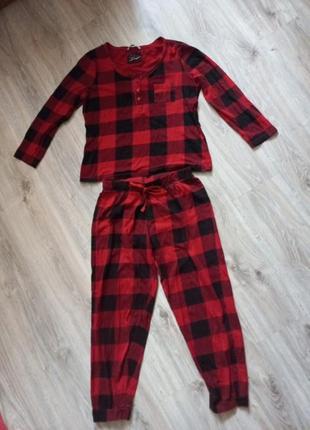 Домашній костюм