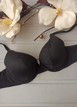Бесшовный бюстгальтер с пуш-ап 75в