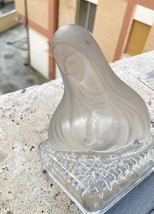 Статуетка матер-божя