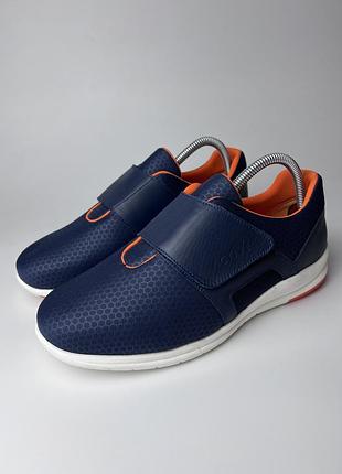 Нові зручні кросівки cosyfeet англія