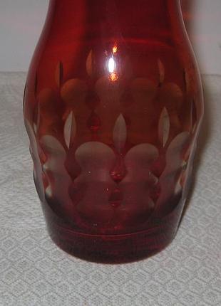 Ваза вазочка цветное красное рубиновое стекло ссср