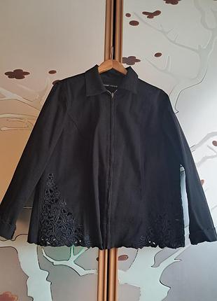 Рубашка с кружевом.