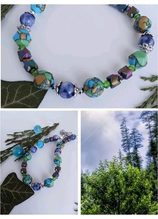 Браслет. с натуральным содалитом. авторские украшения. весенние джунгли.