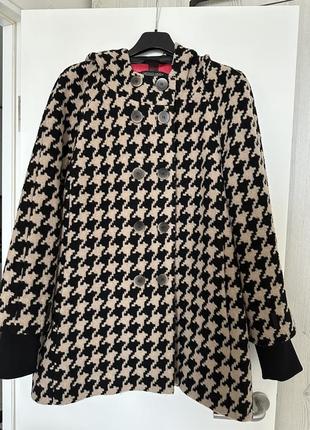 Пальто жіноче