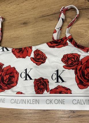 Calvin  klein топ
