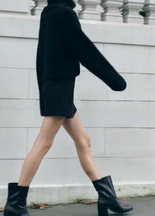 Кожаные сапоги zara