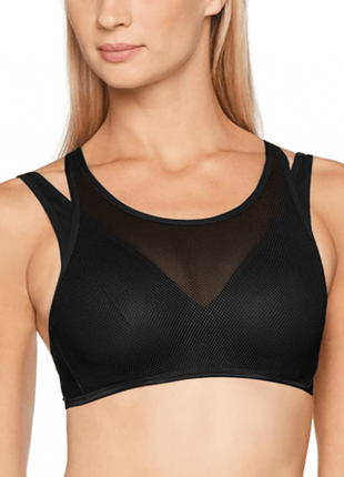 Спортивный бюстгальтер triumph triaction magic motion
