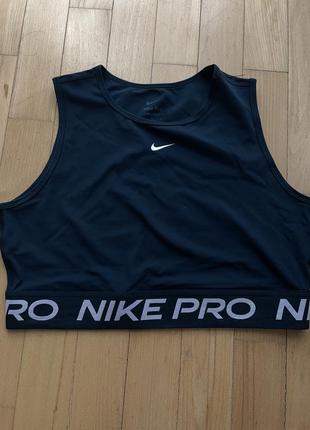 Спортивний топ nike pro