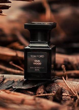 Oud wood від tom ford