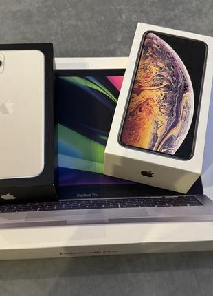 Коробки от оригинальных иphone и macbook pro