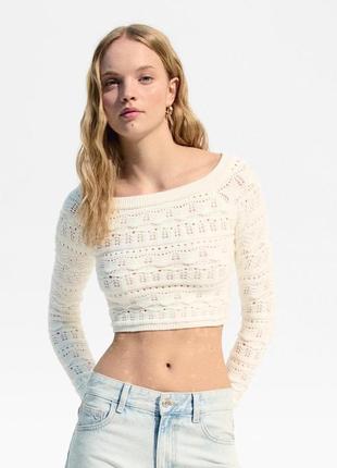 Короткий светр bershka