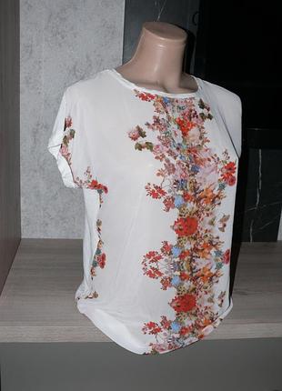 Ніжна футболочка