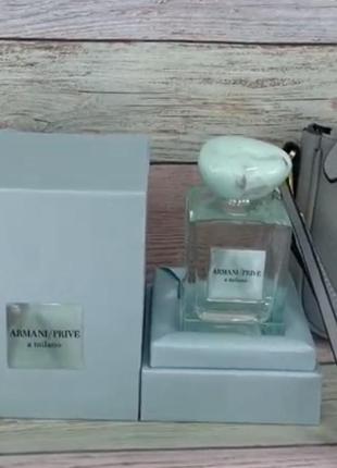 Giorgio armani prive a milano,