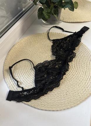 Гарний мереживний бюстгальтер стан на фото