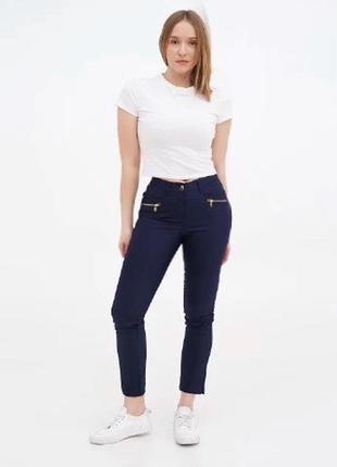 Holly & whyte by lindex темно синие брюки джинсы скинни по фигуре средняя посадка женские