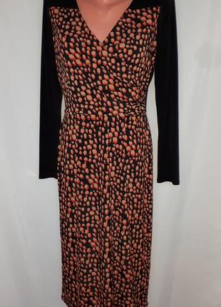 Платье -карандаш миди трикотажное maggy london (размер 38)4 фото
