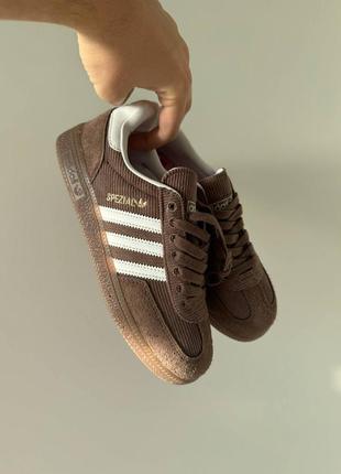 Женские кроссовки adidas spezial Tracksuit brown адидас коричневого цвета
