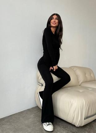Женский костюм двойка кофта с брюками клеш