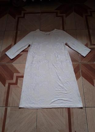 Біла велюрова сукня міні від monki