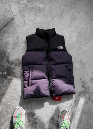 Чоловіча жилетка the north face у фіолетово-чорному кольорі якісного матеріалу на кожен день