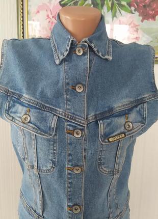 Супер зручна жилетка