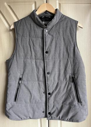 Чоловіча жилетка zara